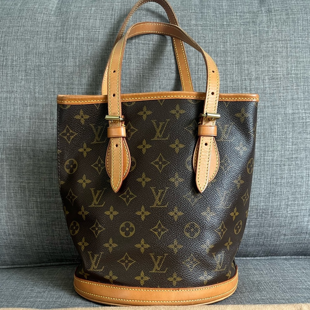 Vintage Louis Vuitton Monogram Bucket 23 or PM